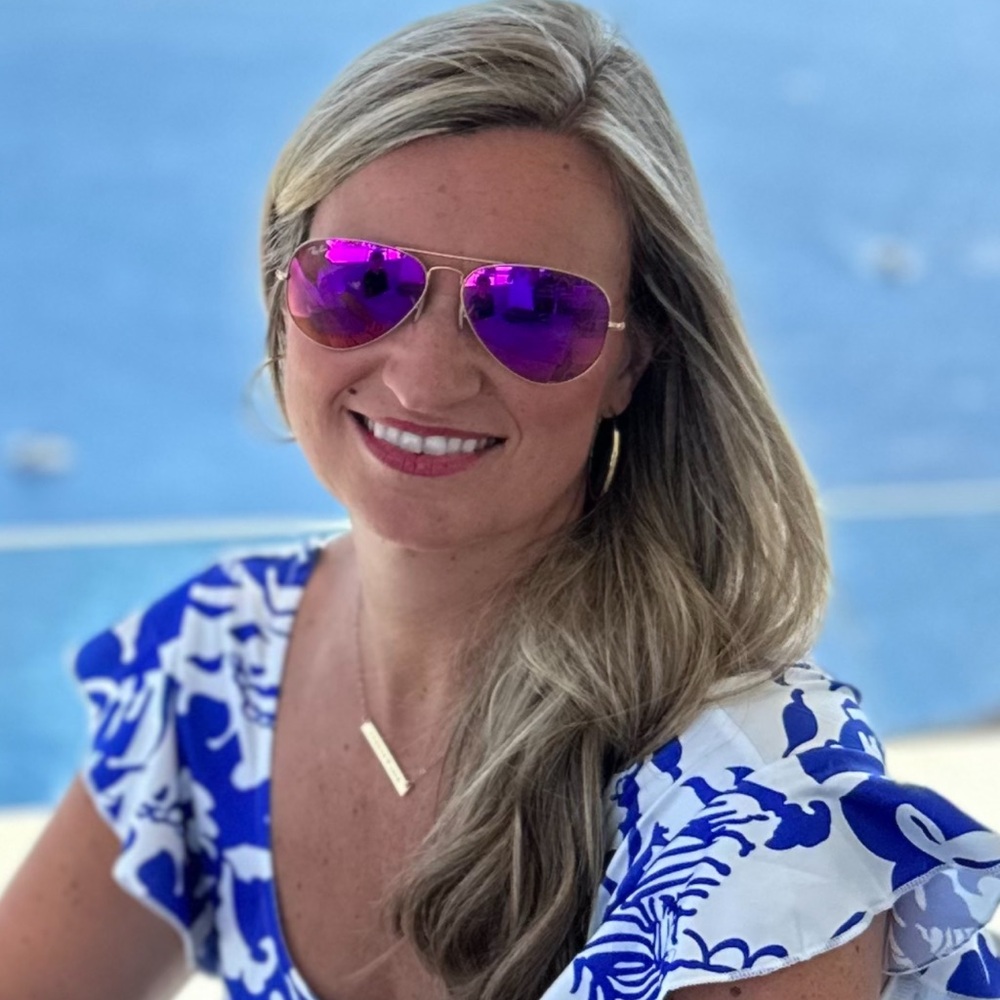 Meet your Posher, Liz